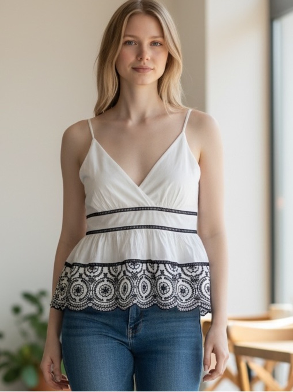Banana Republic White Camisole with Black Embroidered Eyelet Trim Size Medium
